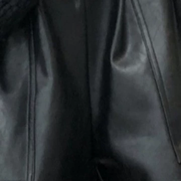 1081