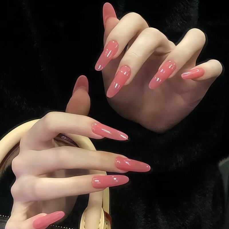 Nagasaka Rina Celebrity-Inspired Nail Art, Pink Gradient, Simple Handmade Short Press-On Nails with a High-End Feel