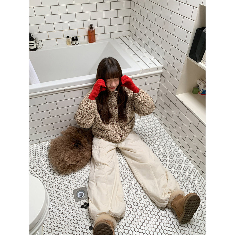 Fluffy and slimming quilted casual pants with elasticated cuffs for women, new winter model with narrow elastic waist Fluffy and slimming quilted casual pants with elasticated cuffs for women, new winter model with narrow elastic waist