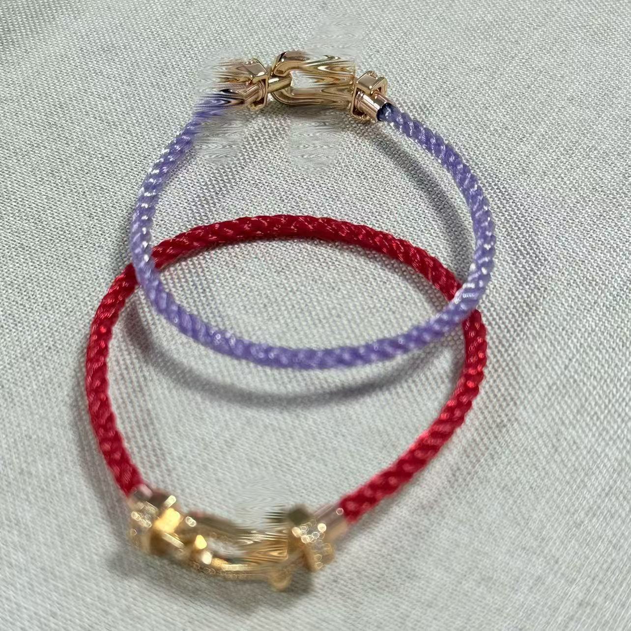 New Fashion Hand Rope Couple Bracelet Horseshoe Buckle Red Rope Bracelet Female 18K Rose Gold Braided Red Rope