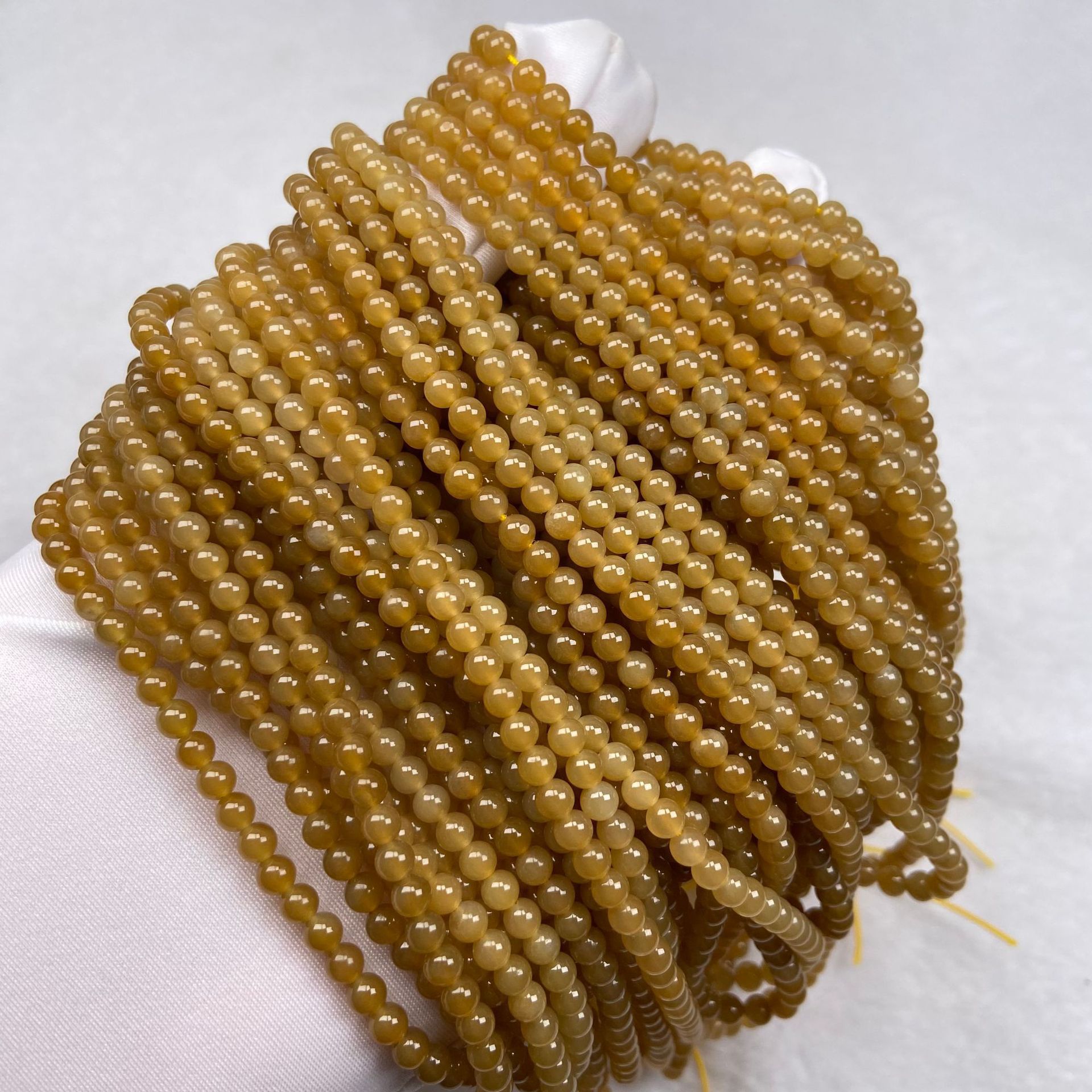 直供批天然和田玉新疆且末糖佛珠4mm糖料小米珠diy配珠小红书爆款
