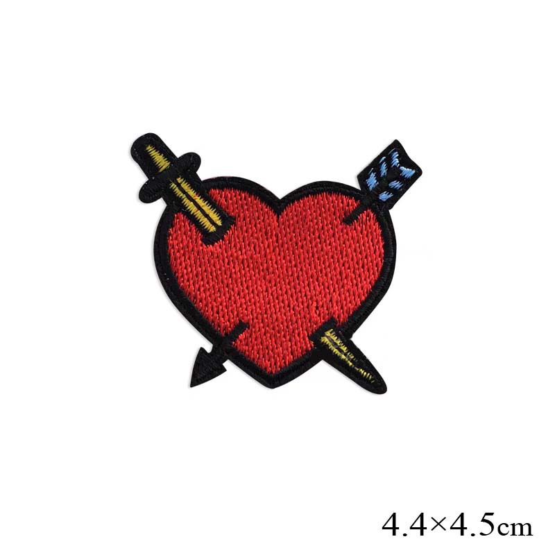 刀箭插爱心形状刺绣布贴 玩具鞋袜箱包帽子装饰烫胶缝补绣花章厂