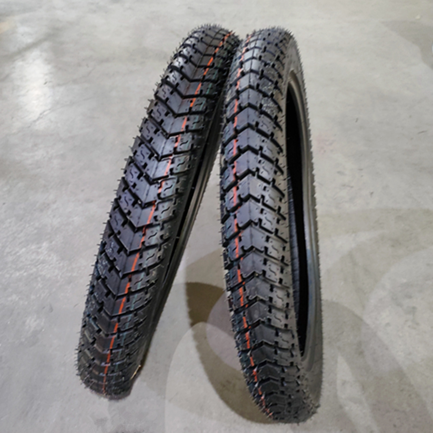 90/90-18 3.00-18  tubeless motorcycle tyre 摩托车胎真空胎
