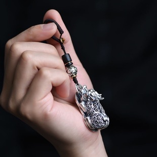 Pixiu Pendant 999 Sterling Silver Men's and Women's Couple Car Keychain Retro Personality Fashion Creative High-end Hanging Ornaments