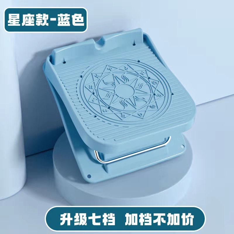 筋金入りの学生の女性のふくらはぎの踏み台は折り畳み可能です。|undefined