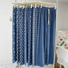 休闲裤;女式T恤;女士短裤