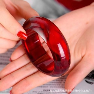 ���l�S��ֱ�N���m��Ѫ��������C Ů���֬�C��ֱ��؛Դһ�����l