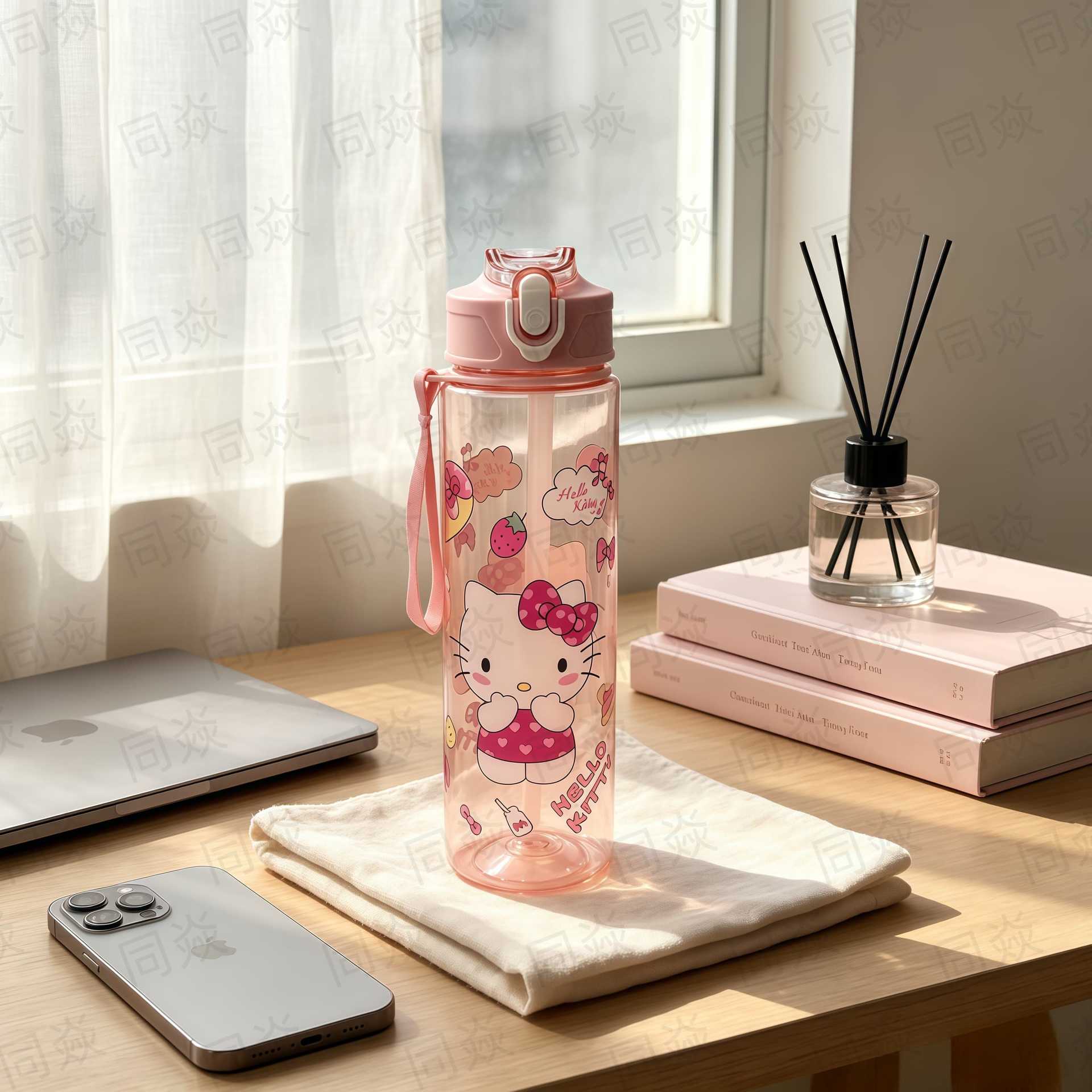 Vaso de Agua Infantil Portátil de Plástico de Grado Alimenticio con Pajita y Cuerda image 16