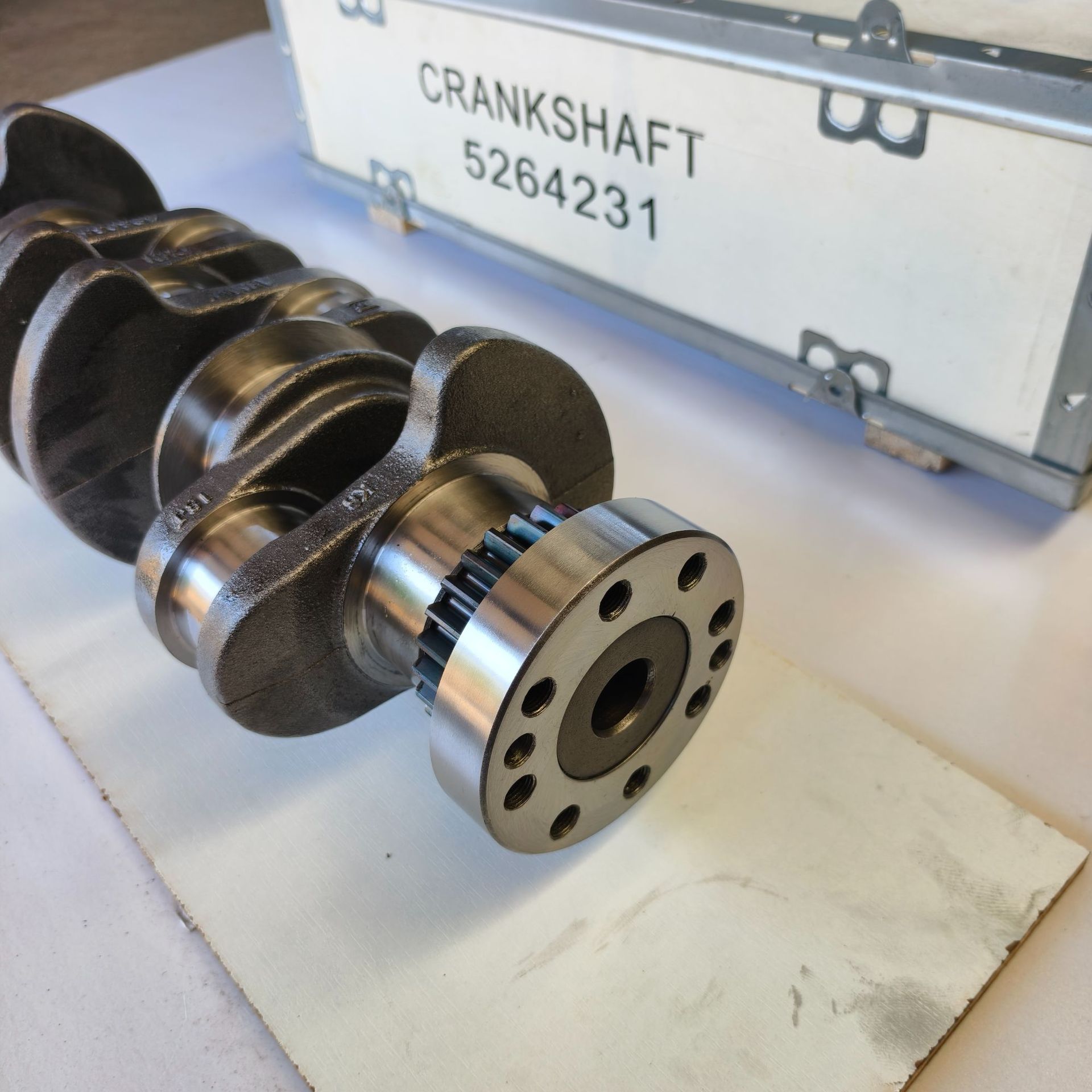 Factory direct supply supports customization of Foton Cummins ISF2.8 engine crankshaft OE 5264231
