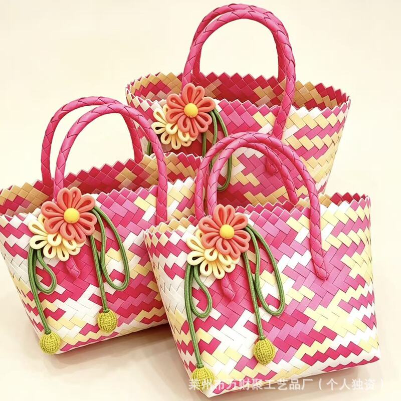 Colorful woven basket, hand-woven tote bag, candy-colored storage basket, diagonal weave basket, color-blocked mini handbag Colorful woven basket, hand-woven tote bag, candy-colored storage basket, diagonal weave basket, color-blocked mini handbag