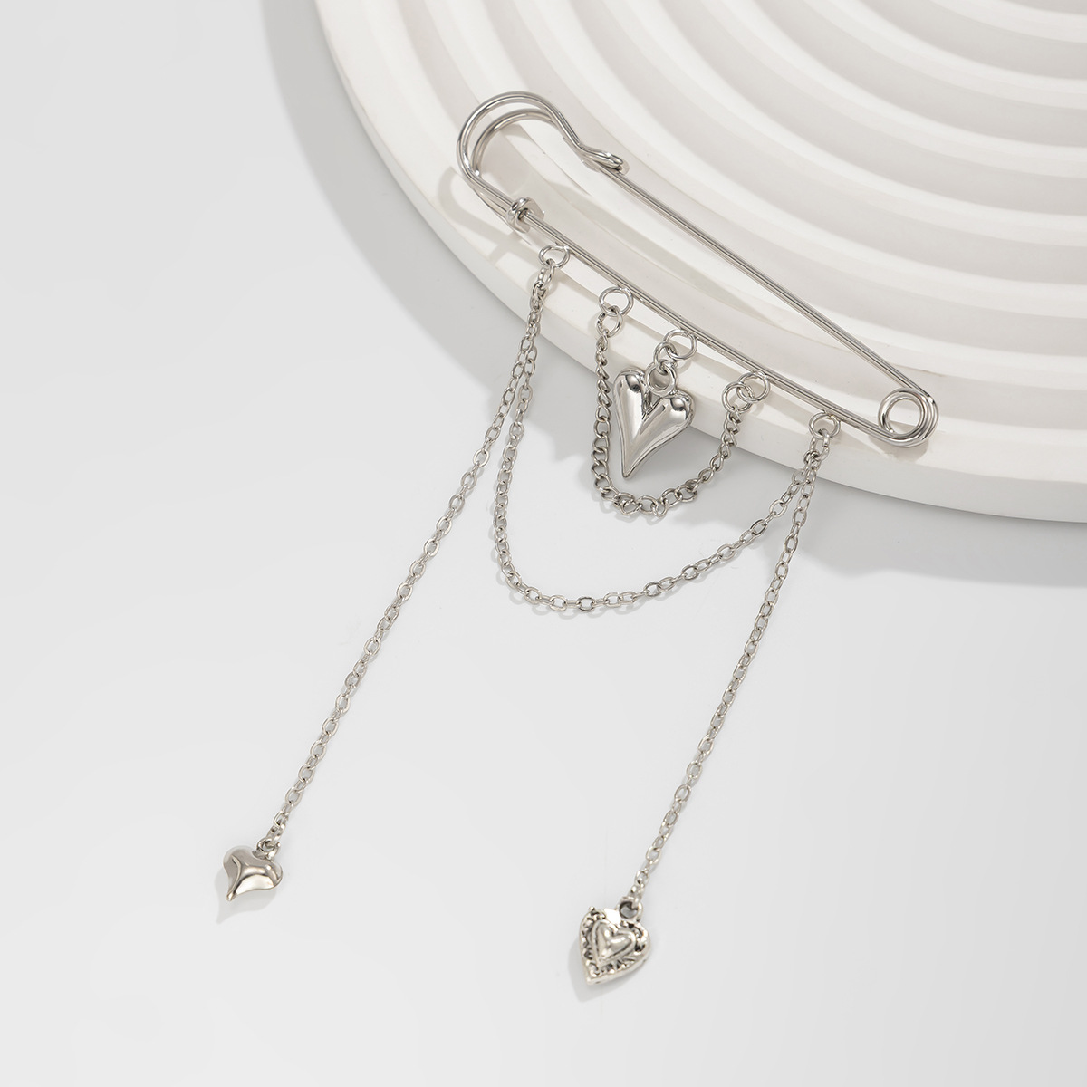 Alloy, Iron Material Heart Shape Pattern Wholesale Jewelry Elegant Modern Style Heart Shape Alloy Iron Waist Pin