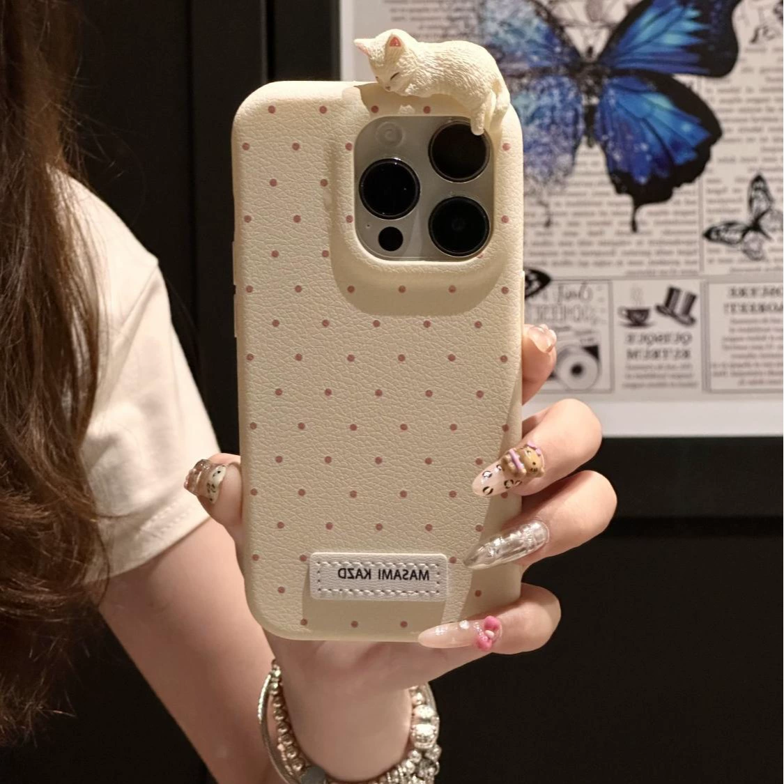 Чехол для телефона (Apple iPhone 13/14/15/16 совместим), искусственная кожа, 3D котёнок