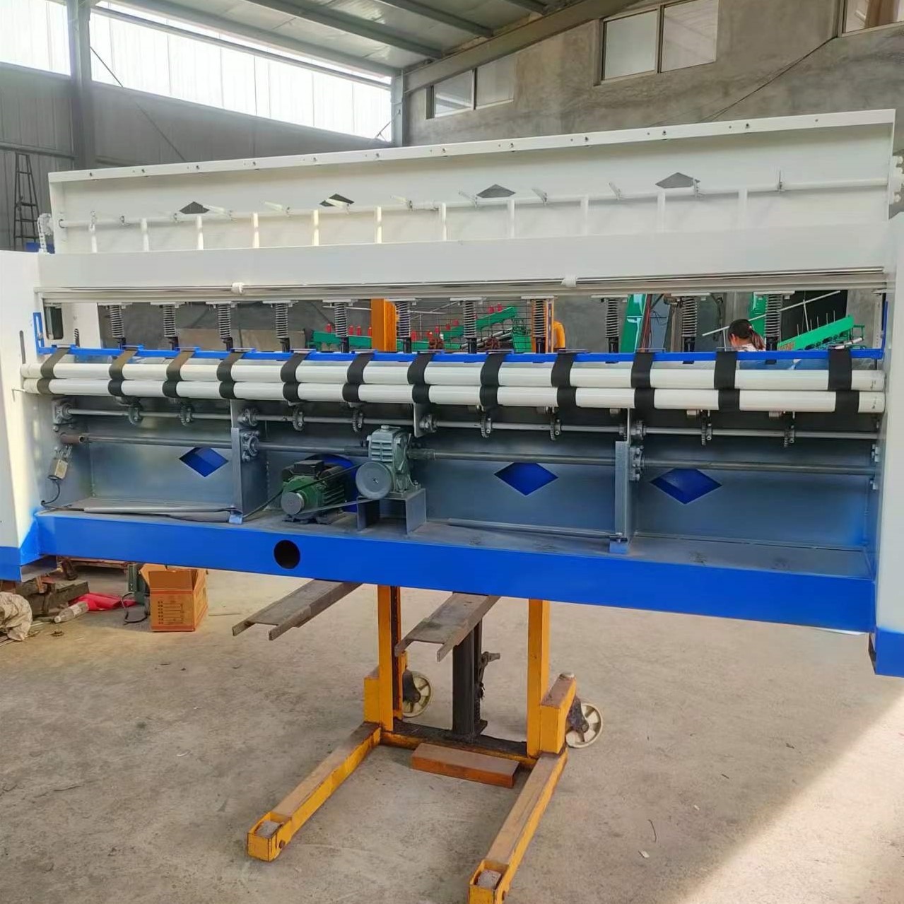 新型多针底线引被机 家纺店带底线引被机 棉门帘高速绗缝机河南