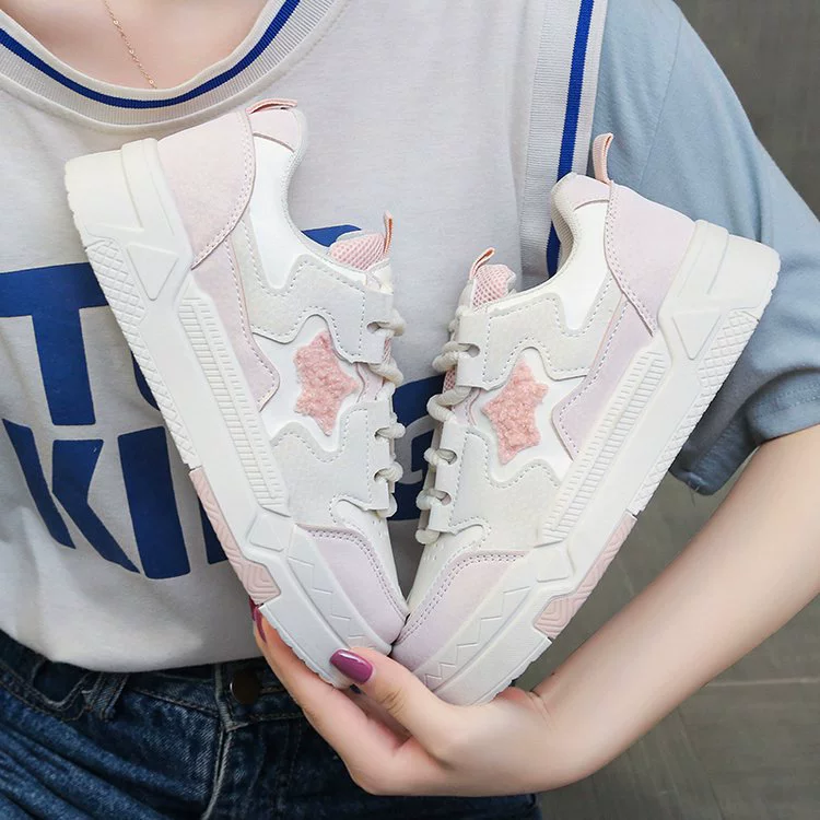 Женские кроссовки со звездами в японском стиле, весна и осень 2025 года, студенческие повседневные белые туфли на толстой подошве с цветными блоками, увеличивающие рост спортивная обувь с круглым носком
