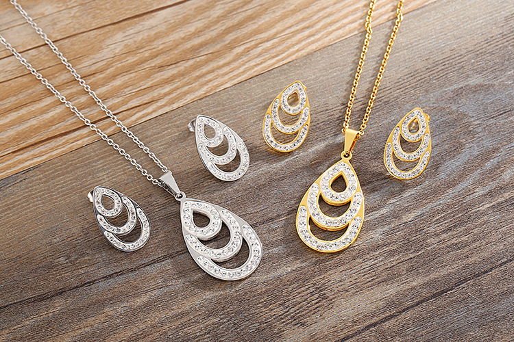 12g Weight Vacuum Plating Gold Plating Process 18K Gold Plated Plating Material Wedding, Travel Occasion Titanium Steel Material Women'S Gender Fashion Style Fashion 18K Gold Plated Titanium Steel Wholesale 8