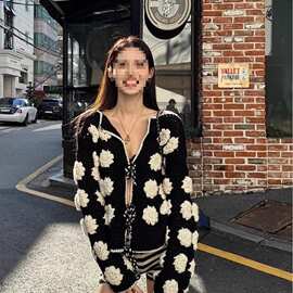 法式感重工立体钩花针织开衫女秋冬新款时髦小众短款外套图片色厚