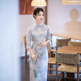 旗袍;半身裙;皮草