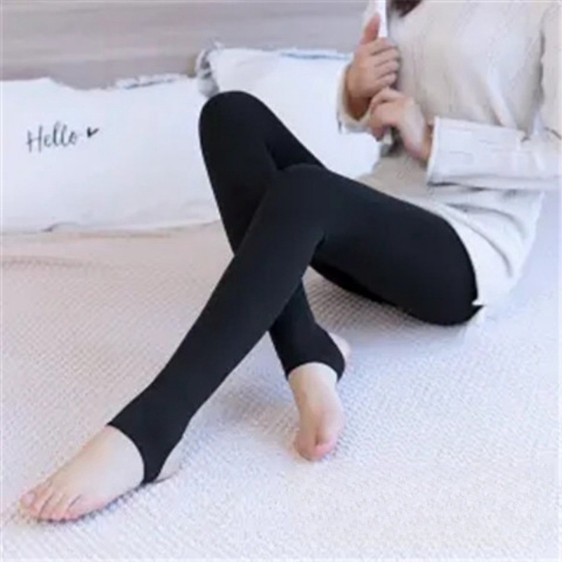 Leggings de mujer primavera, verano y otoño delgada medias de tamaño grande color carne artefacto de piernas desnudas pie pie pantalones delgadas calzoncillos