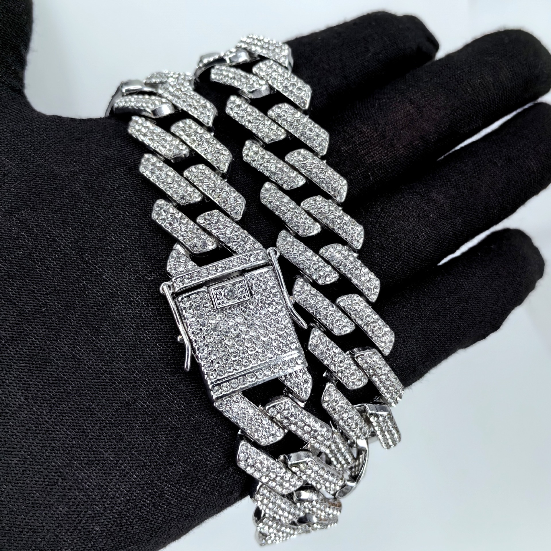 Bracelet chaîne cubaine en alliage doré avec strass collier_voghion.com