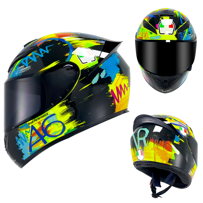 Casco de motocicleta de seguridad de conducción Hombres y mujeres Invierno Personalidad Coche eléctrico Four Seasons Knights Casco completo con ranura Bluetooth incorporado