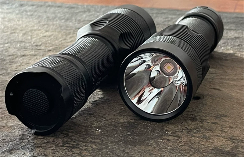 26650 фонарик люмен SFT40 три безопасных плоских головки без желе дальнего действия для зарядки на открытом воздухе высокой мощности