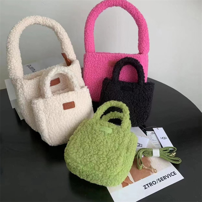Ugg Autumn and Winter New Lamb Hair Handbag Warm Furry Armpit Bag Single Shoulder Crossbody Armpit Plush Vegetable Basket