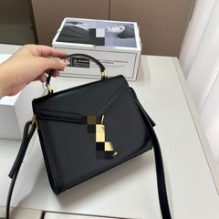 2025新款手提包高质信封款简约单肩包斜挎包时尚小方包邮差包
