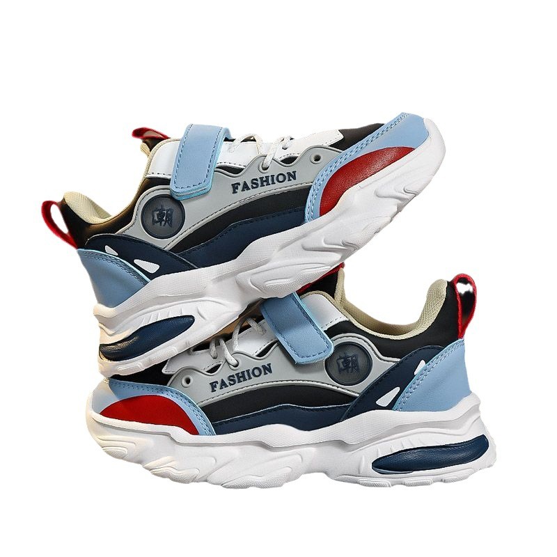 Zapatos para niños 2023 nuevos zapatos para estudiantes de primavera y otoño zapatos para niños de otoño para niños medianos y grandes zapatos deportivos impermeables antideslizantes de cuero