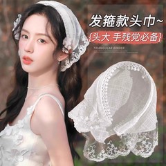 白いレースのカチューシャの女性の夏の薄いタイプのフランスの三角形のタオル2024の新型の田園風の海辺の髪飾り