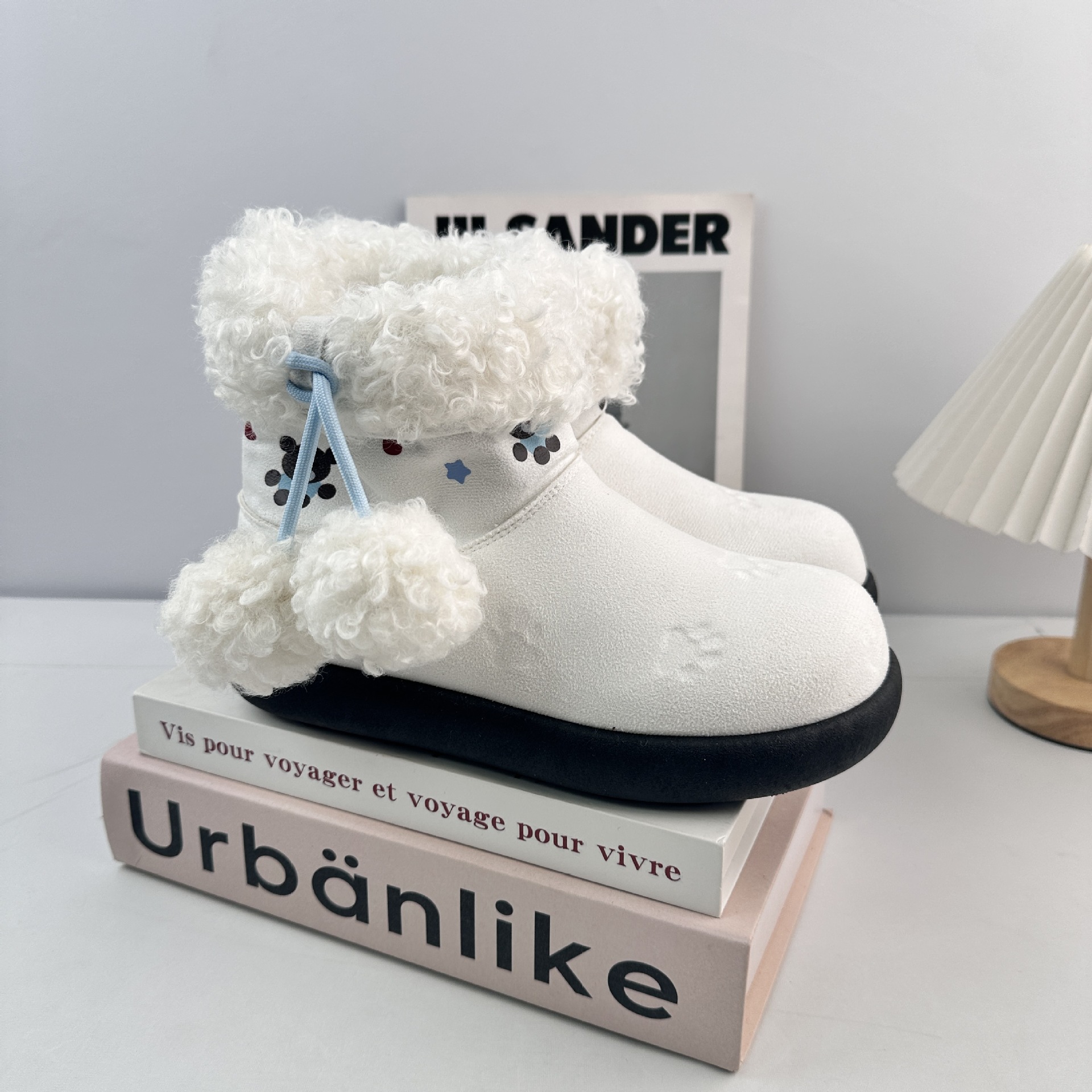 Yuanbo bonito botas de nieve de cabeza grande mujeres 2025 botas cortas de cabello de lichi de invierno y zapatos de algodón gruesos