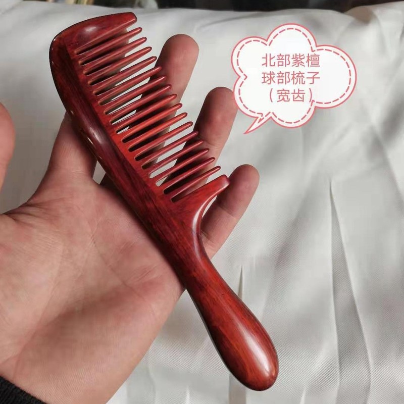 北部の紫檀のボールの柄の櫛の赤い木の櫛の木製の厚いハンドルの櫛|undefined