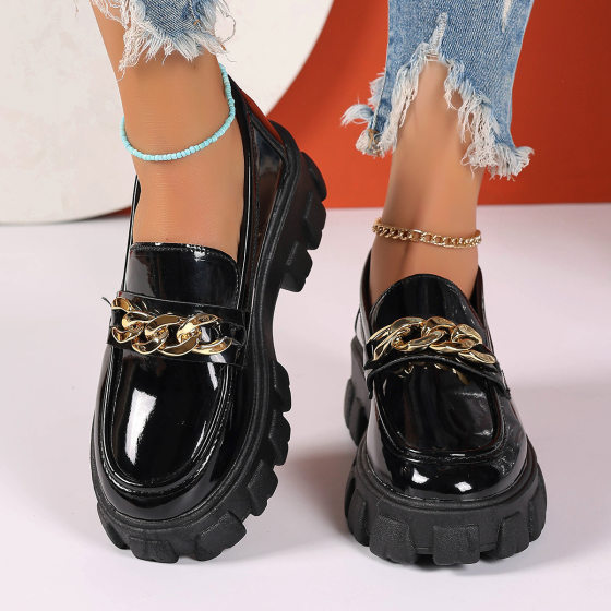Thick Bottom Thick Heeled British Style Leather Shoes Women's 2024 New Winter Vintage Metal Buckle Slip-on Loafers