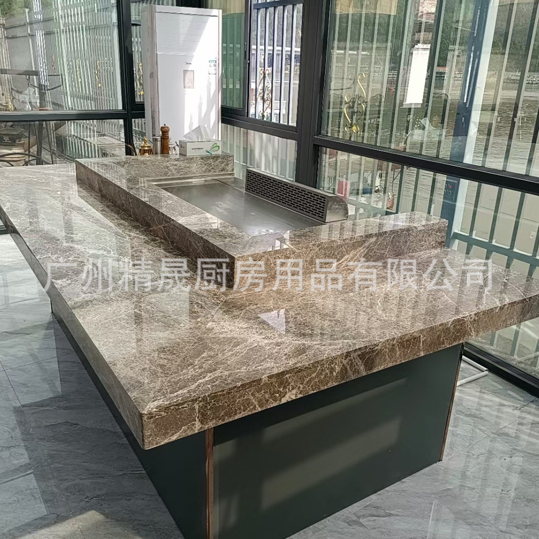 泰龙牌铁板烧、十年行业专注生产铁板烧设备柜式上排烟铁板烧炉