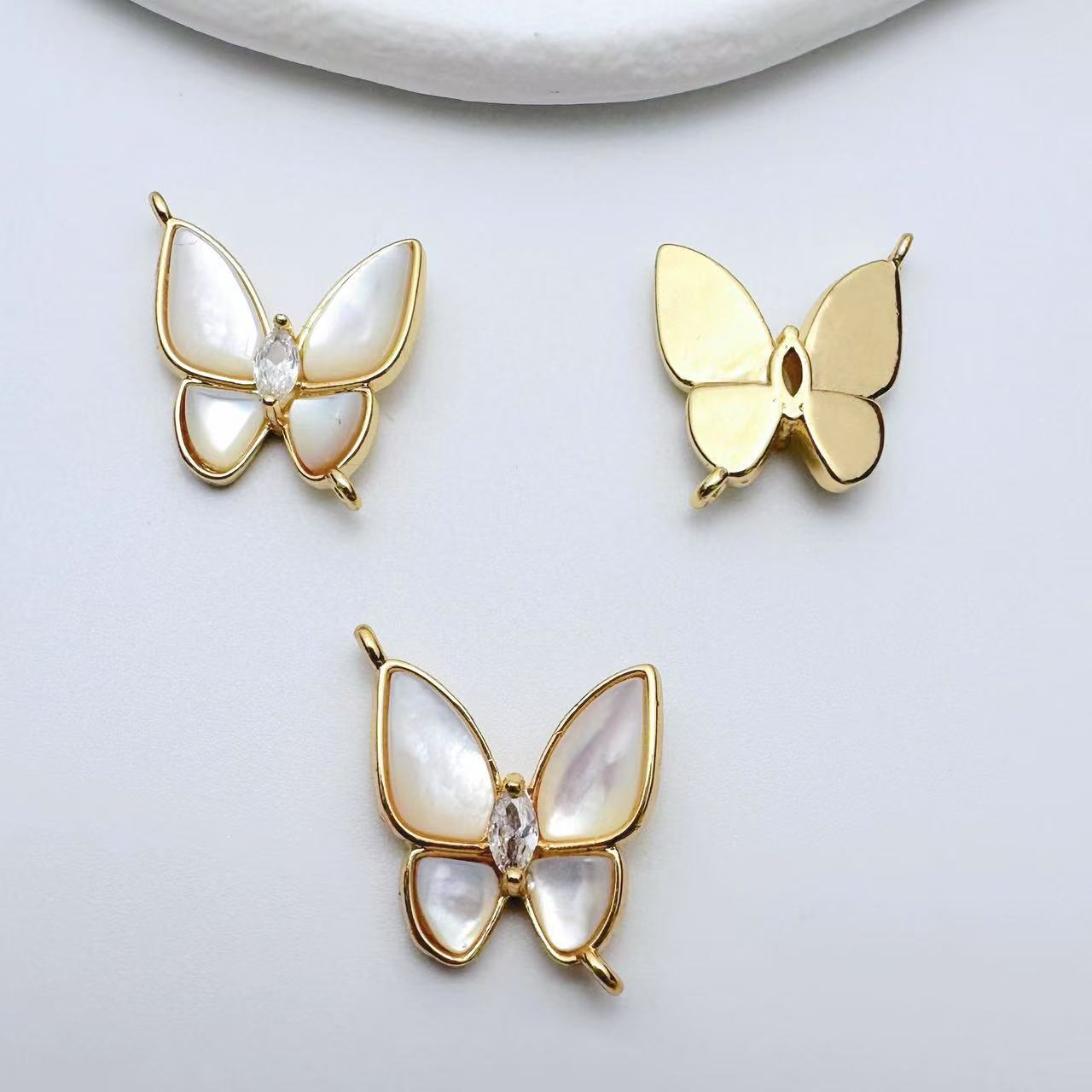 Copper Plated 18K Real Gold Inlaid Mother-Of-Pearl Butterfly Cloud Moon Pendant DIY Bracelet Necklace Pendant Jewelry Beaded Accessories