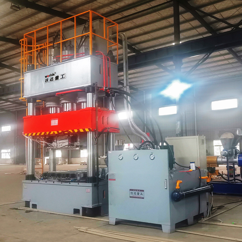 沃达重工复合建筑模板800吨液压机墙体模板1000吨四柱液压机