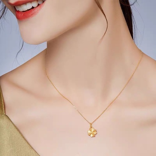 Vietnamese Gold-Plated Four-Leaf Clover Necklace for Women, Imitation Gold Design, Simple & Versatile Set Chain with Pendant, Clavicle-Length Chain—Wholesale Price
