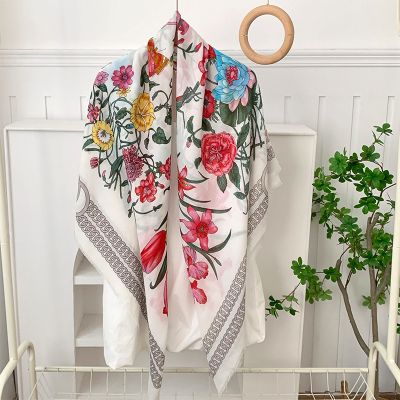 Bufanda de seda, bufanda cuadrada, sensación de alta calidad, estilo bohemio, multiusos, todo fósforo, bufanda, bufanda, pañuelo en la cabeza, chal exterior