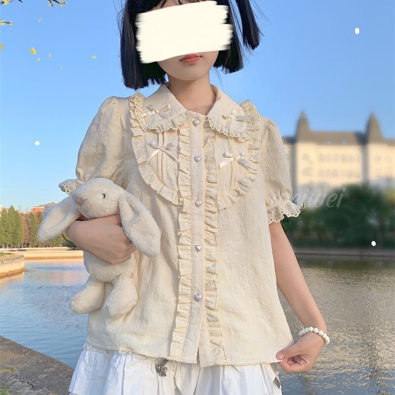 Japanese-Style Lolita Lace Doll Collar Shirt with Detachable Short Sleeves and Long Sleeve Options.