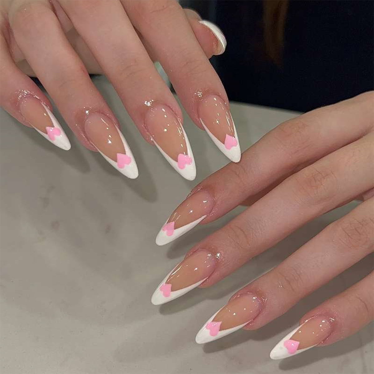 Uña de almendra desmontable negra borde francés minimalista moda manicura falsa parche de uñas al por mayor