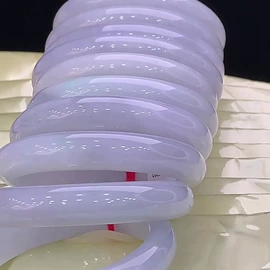 翡翠项饰;翡翠手饰;天然珍珠项饰