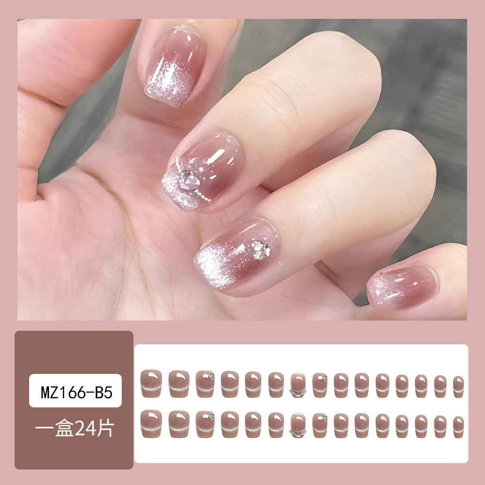 Uñas de desgaste hecho a mano al por mayor Pequeño Libro Rojo TikTok flash plata caliente mariposa pieza de uñas parche de uñas portátil