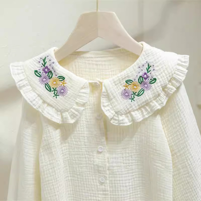 Camisa para niñas 2022 Primavera y otoño Nuevo estilo coreano solapa cuello redondo color sólido bordado color sólido estilo occidental manga larga camisa para niños