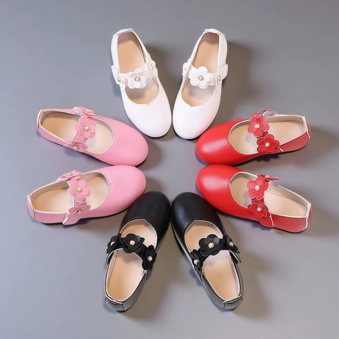 Кожаная обувь для девочек 2025 весна и осень новая маленькая девочка модная обувь принцессы цветы детская детская повседневная обувь на мягкой подошве
