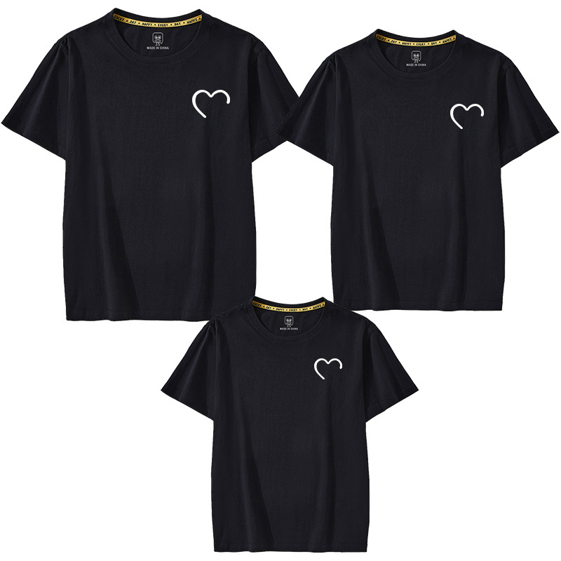 Klein ropa para padres e hijos una familia de tres líneas de verano amor impreso ropa familiar 2024 nueva ropa de jardín de infantes