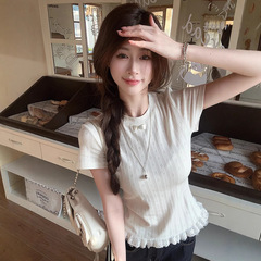 減齢レース半袖tシャツ女性2025夏の新しい甘い愛ジャカードデザイン感修身上着