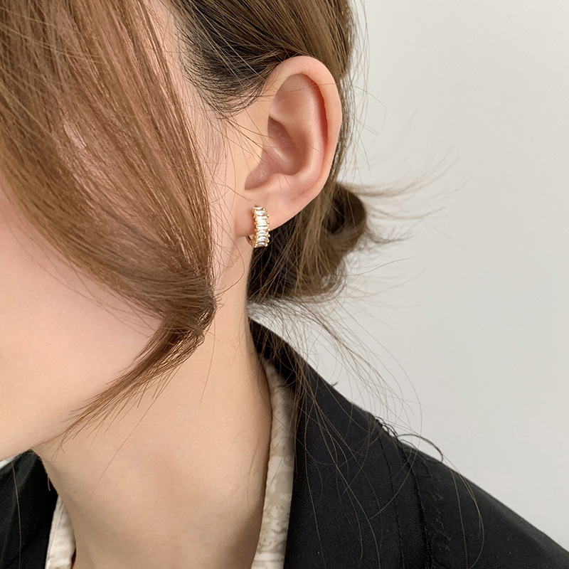 simple small retro zircon earringspicture7