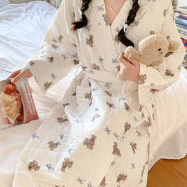 批发货源 冬季新款睡袍睡衣女韩系蝴蝶结卡通熊家居服