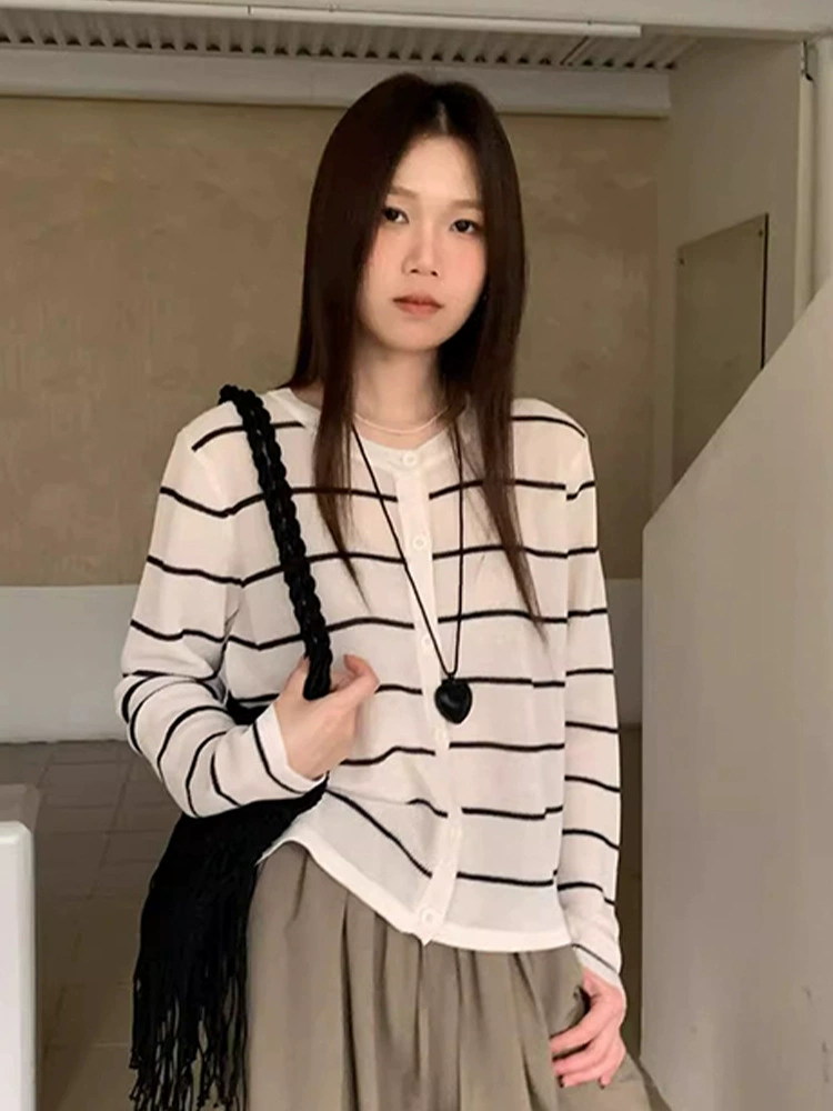 Летняя тонкая и супер приятная свободная верхняя одежда, солнцезащитный топ, слегка прозрачный полосатый вязаный кардиган в корейском стиле с длинными рукавами для женщин