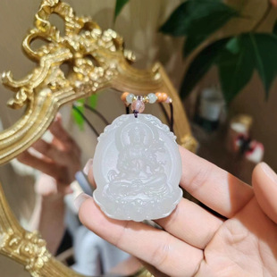 Jin Yutang Xinjiang Hetian Jade Guanyin Gentle and Delicate with Cost-effective Seiko Carving