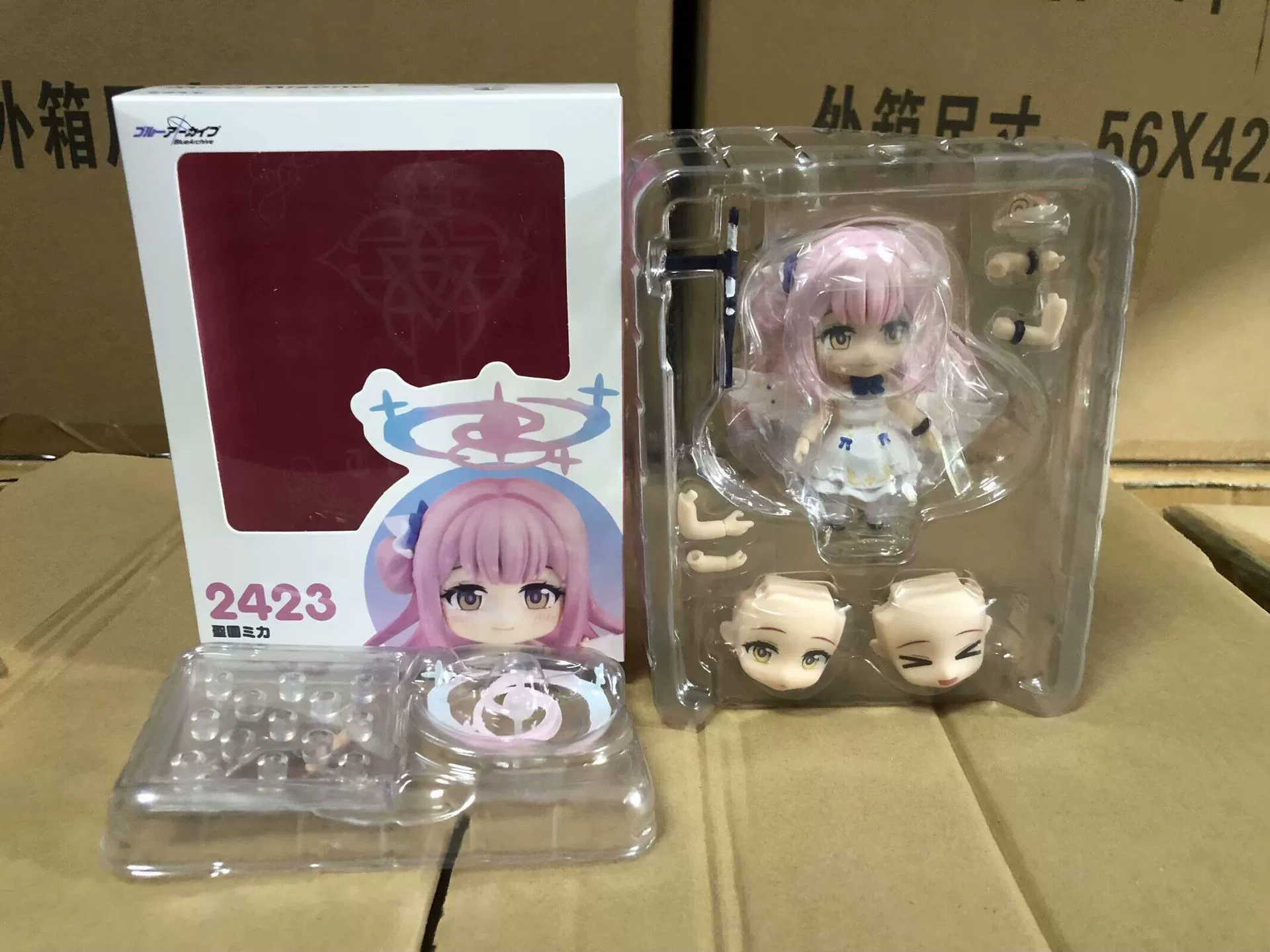 Фигурка в стиле JoJo (Chibi) — ~10 см коллекционная, цветная коробка, дисплей
